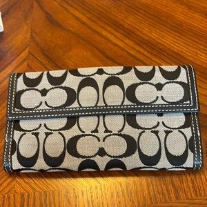 Coach wallet